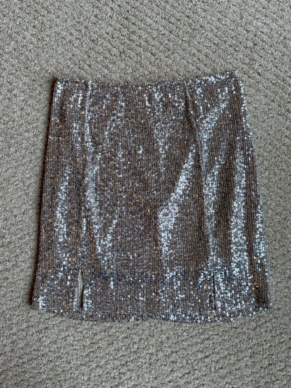 Love On A Hanger Sequin Mini Skirt -- Size 7